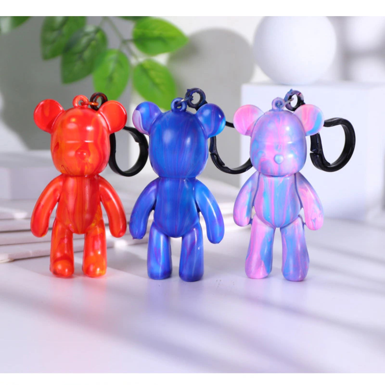 Fluid Bear Figurine Painting DIY Set Acrylic paint Pour Mini Keychain - Homeware Discounts